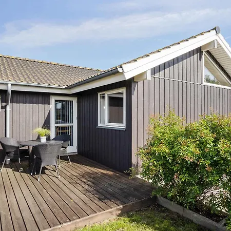 Lovely Summer House In Casa vacanze