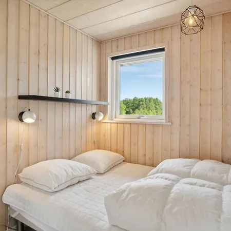 Lovely Summer House In 하데르슬레우