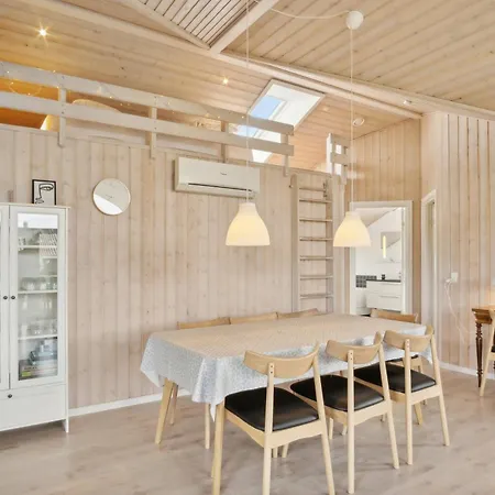 Lovely Summer House In Casa vacanze Haderslev