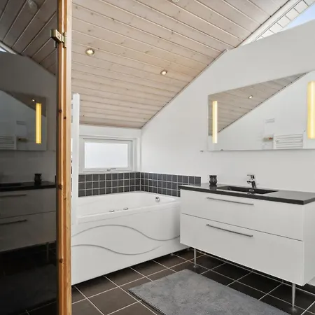 Schönes Sommerhaus In * Haderslev